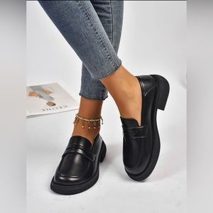 Minimalist Slip On Penny Loafers